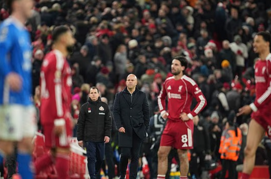 Liverpool nhắm Oliver Glasner thay thế HLV Arne Slot