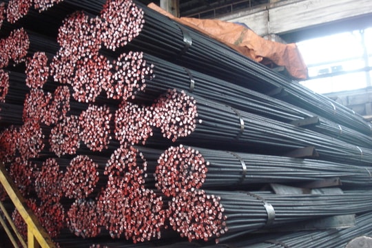 Giá thép hôm nay 5/12/2025: Sàn Thượng Hải tăng nhẹ