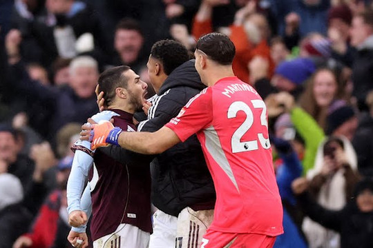 Aston Villa hạ Arsenal 2-1: Cuộc đua vô địch có thêm ứng viên?