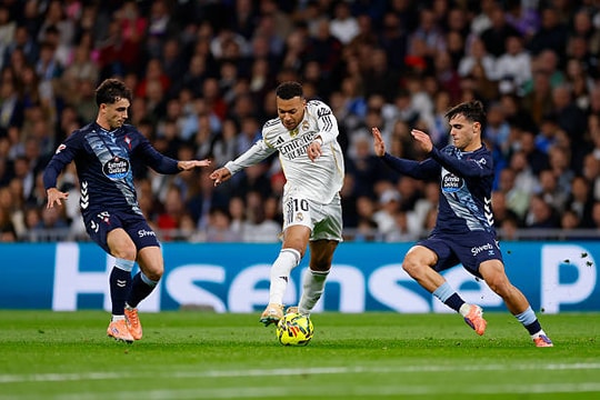 Real Madrid sụp đổ: Thua Celta Vigo, Militao chấn thương nặng