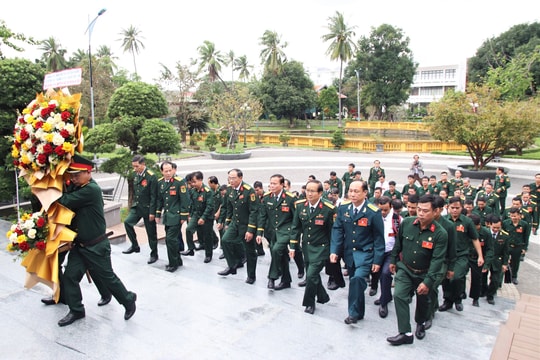 Hội Cựu Chiến binh thành phố dâng hương tưởng niệm Chủ tịch Hồ Chí Minh, Đại tướng Võ Nguyên Giáp