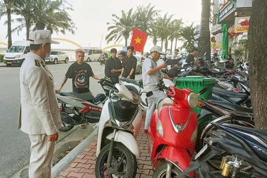 Lập lại trật tự đô thị dịp cuối năm