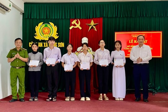 “Dân vận khéo” nâng bước học sinh khó khăn