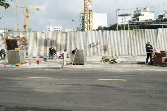 Đường Nguyễn Công Trứ thông xe trở lại sau sự cố sụt lún