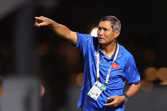 Bóng đá Việt Nam tại SEA Games: Nữ thua tranh cãi, U22 quyết đấu