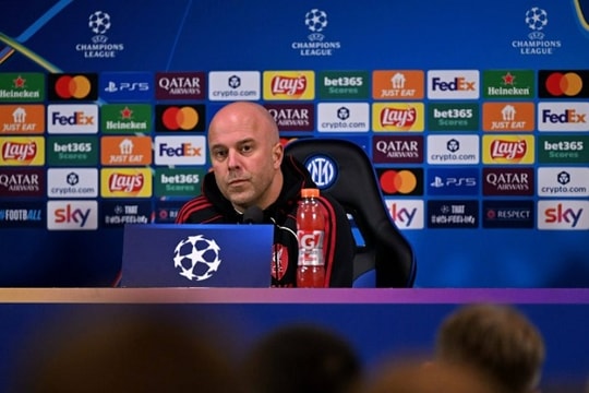 Liverpool xử lý Salah: Slot thắng quyền lực, thua thành tích