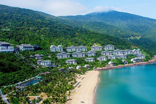 Các khu nghỉ dưỡng ở Đà Nẵng thắng lớn tại Giải thưởng du lịch thế giới 2025