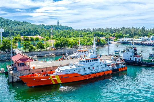 Tàu cứu nạn SAR 412