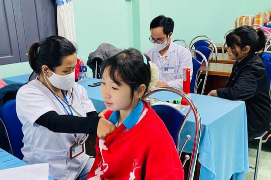 Chăm sóc sức khỏe học sinh vùng cao