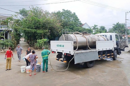 Nước sạch sau lũ