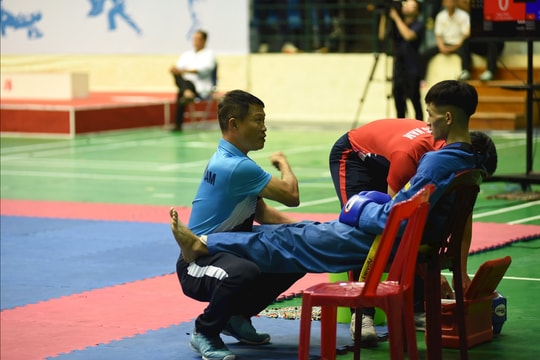 Người thầy của hai nhà vô địch thế giới