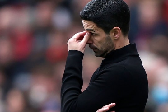 Arsenal đối mặt khủng hoảng lực lượng trước giai đoạn then chốt