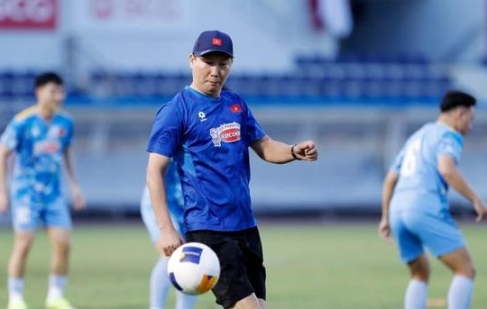 HLV Kim Sang-sik: U22 Việt Nam phải thắng để 'phục thù' Malaysia