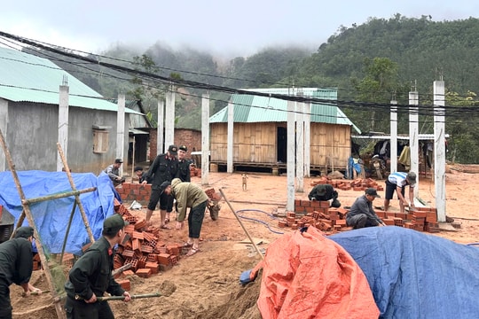 Triển khai "Chiến dịch Quang Trung": Đà Nẵng thần tốc xây, sửa nhà cho người dân