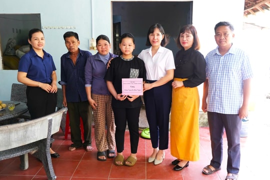 Nhân văn mô hình “Con nuôi của hội”