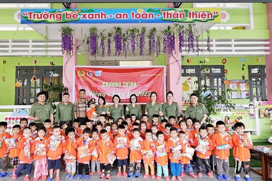 Đông ấm yêu thương