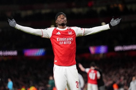 Madueke lập siêu phẩm, khẳng định giá trị tại Arsenal