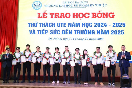 Trường Đại học Sư phạm Kỹ thuật Đà Nẵng trao học bổng hơn 500 triệu đồng cho sinh viên