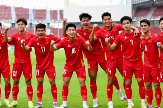 U22 Việt Nam nhận thưởng 600 triệu sau khi hạ U22 Malaysia