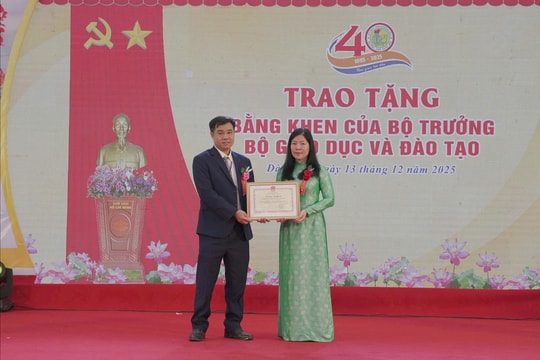 Kỷ niệm 40 năm thành lập Trường THPT Nông Sơn