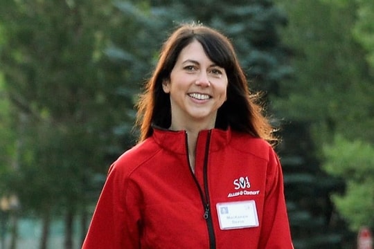 MacKenzie Scott và triết lý cho đi không điều kiện