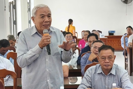 Người dân xã Thăng An góp ý xây dựng Đảng, chính quyền