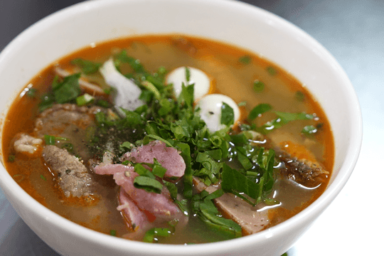 Rustic yet delicious 'Banh Canh Ruong' in Da Nang
