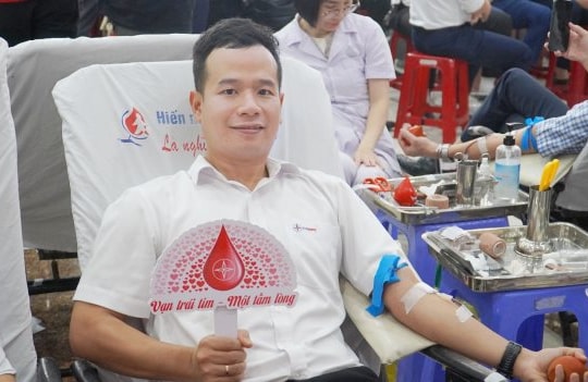 PC Đà Nẵng hưởng ứng Tuần lễ hồng EVN lần thứ XI