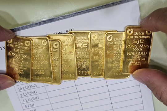 Giá vàng hôm nay 16/12/2025: Bảng giá vàng 9999 24K 18K SJC DOJI PNJ