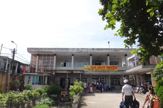 Ga Quy Nhơn: Cửa ngõ hoài cổ khám phá thành phố biển Bình Định