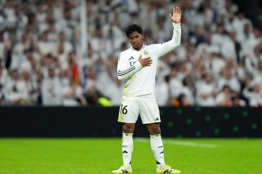 Chuyển nhượng 16/12: Real Madrid cho mượn Endrick, MU ra giá Bruno