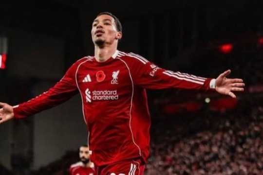Hugo Ekitike: Ngôi sao 79 triệu bảng tỏa sáng tại Liverpool