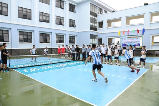 Giải thể thao chào mừng Ngày thành lập Quân đội nhân dân Việt Nam