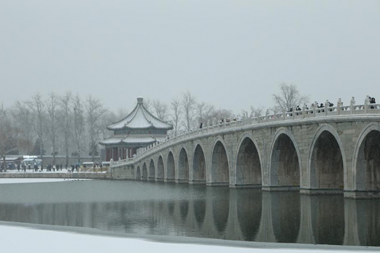 Bắc Kinh mùa tuyết rơi: Vẻ đẹp cổ kính dưới lớp áo trắng
