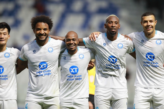 Nam Định hạ gục Bangkok United 3-1 ngay trên đất Thái