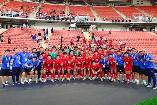 Sân Rajamangala 'cháy vé' chung kết, U22 Việt Nam trước áp lực lớn