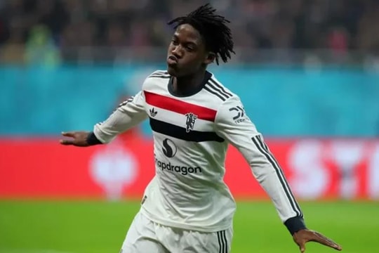 Tin chuyển nhượng 18/12: Real Madrid hỏi mua Mainoo, Silva có thể về Chelsea