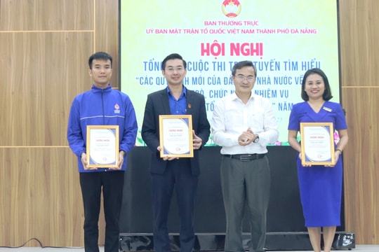 Trao giải Cuộc thi trực tuyến tìm hiểu Mặt trận Tổ quốc Việt Nam