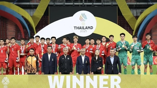 U22 Việt Nam ngược dòng 3-2, giành HCV SEA Games 33 ngoạn mục