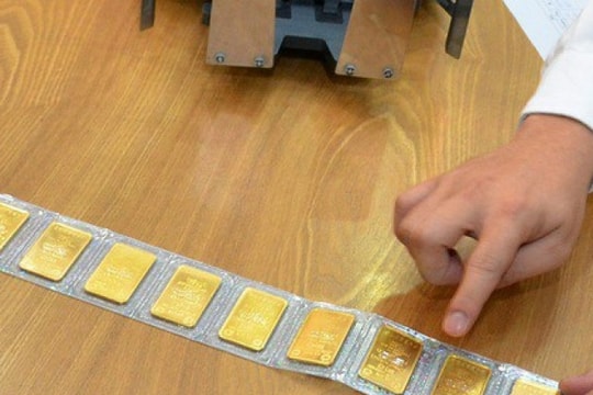 Giá vàng hôm nay 19/12/2025: SJC và các thương hiệu lớn đồng loạt đi ngang