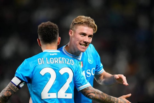 Napoli hạ gục AC Milan 2-0: Rasmus Hojlund tỏa sáng rực rỡ