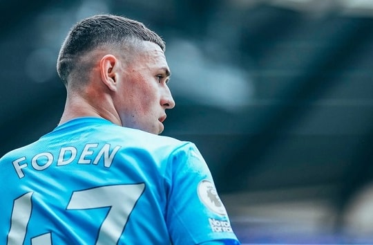 Phil Foden và sự lột xác trong vai trò số 8 tại Man City