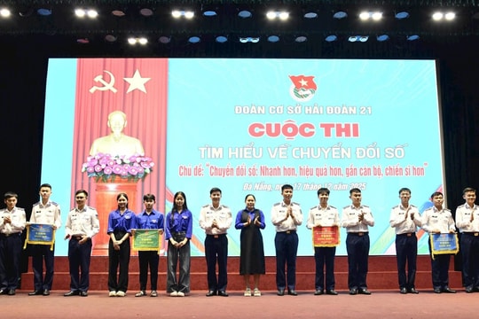 Đoàn cơ sở Hải đoàn 21 tổ chức cuộc thi tìm hiểu chuyển đổi số