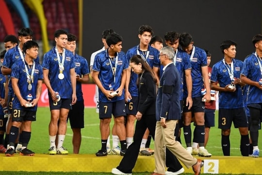 Bóng đá Thái Lan trắng tay lịch sử tại SEA Games 33