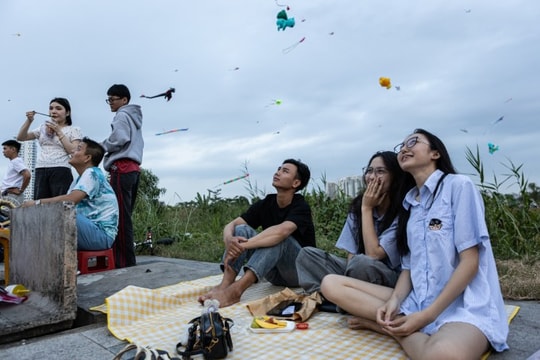 TP HCM và miền Tây: Hành trình qua hai thế giới đối lập