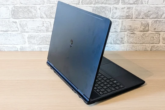 Alienware 16X Aurora: Laptop gaming RTX 5060 mạnh mẽ và màn hình 240Hz
