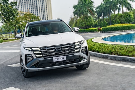 Hyundai Tucson 2025: Giá lăn bánh và thông số kỹ thuật chi tiết
