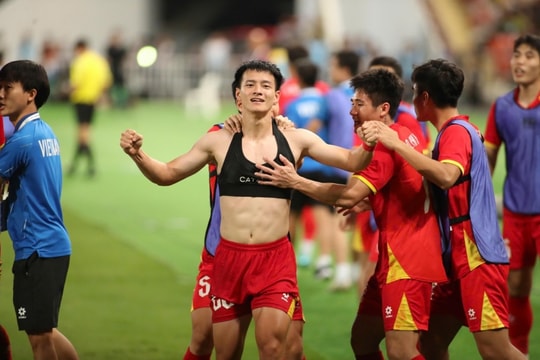 U22 Việt Nam ngược dòng hạ Thái Lan 3-2, giành HCV SEA Games 33