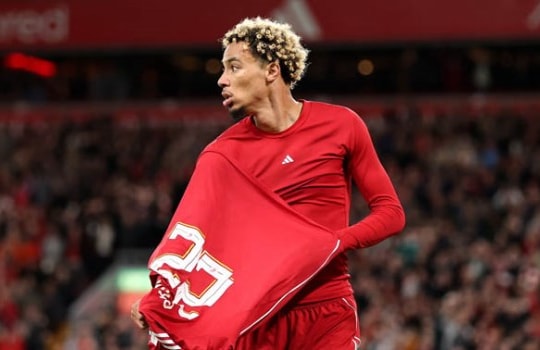 Liverpool đấu Tottenham: Hugo Ekitike đứng trước kỷ lục của Luis Suarez