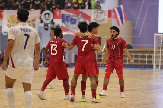 Indonesia đè bẹp Thái Lan 6-1, giành HCV futsal SEA Games 33
